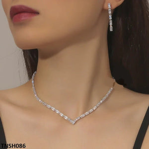 V - Baguette Necklace Set - My Store