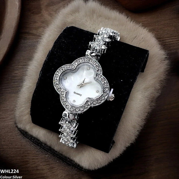 Clover Dial Quartz Watch - My Store